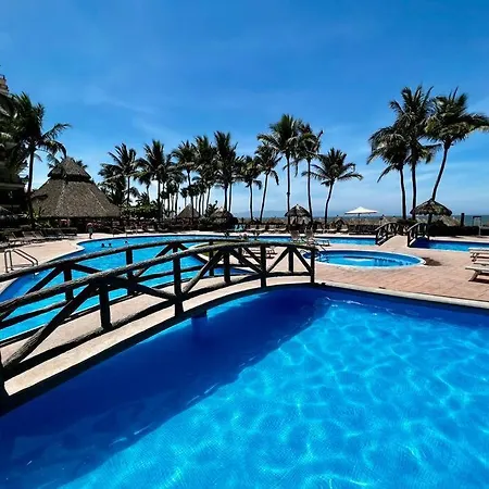 Beachfront 2 Bedroom Condo In Playa Royale Resort, Nuevo Vallarta Exterior photo