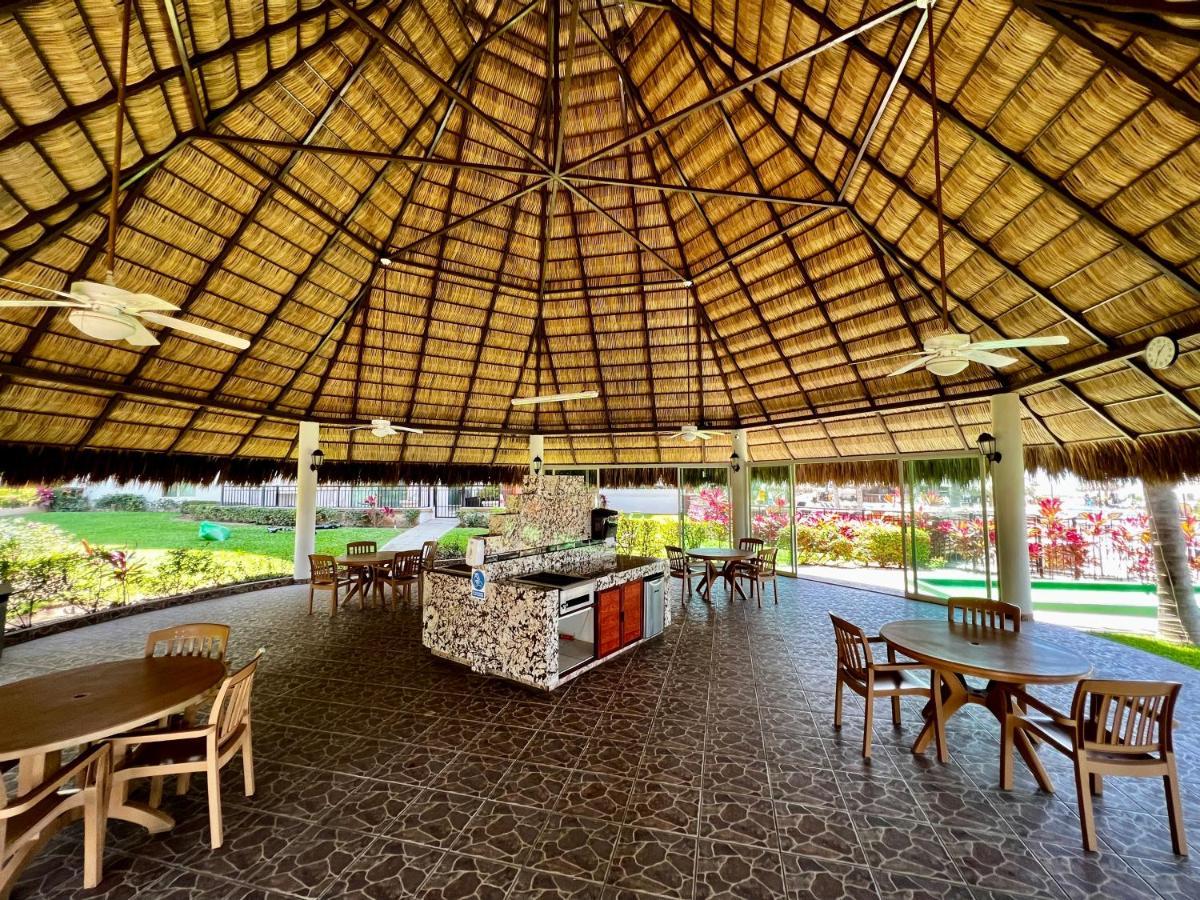 Beachfront 2 Bedroom In Playa Royale Resort, Appartement Nuevo Vallarta